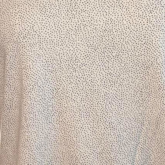 White H&M basic tee - Picture 2 of 4